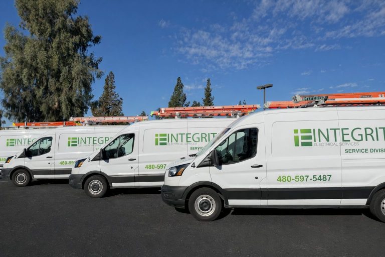 Service & Maintenance image